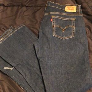 Women’s Levi jeans